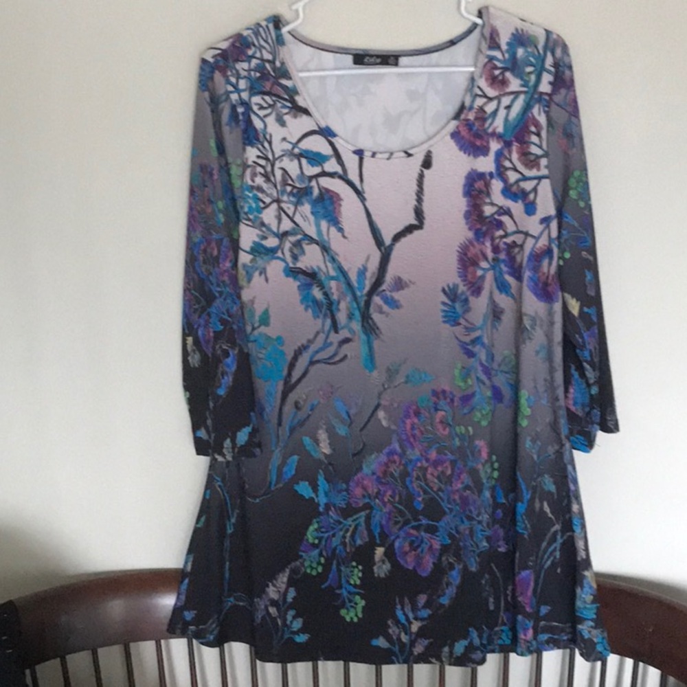 You will get compliments on this one!  Gorgeous!